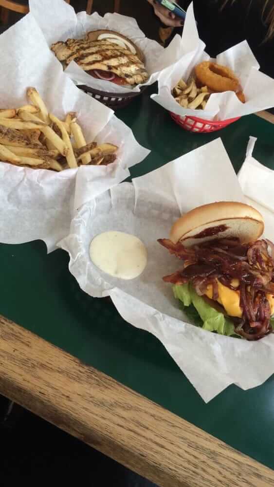 Brother's Burgers Santa Clarita, CA Full Menu, Reviews, Photos